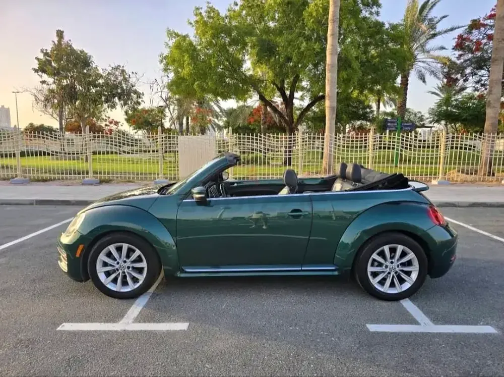 2017 Volkswagen beetle convertible turbo s - Image 5