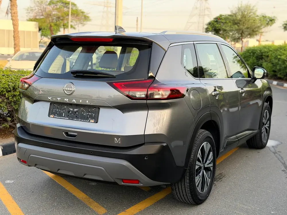 Nissan X-Trail SL 2023 GCC Specs Accident free First owner - Image 4