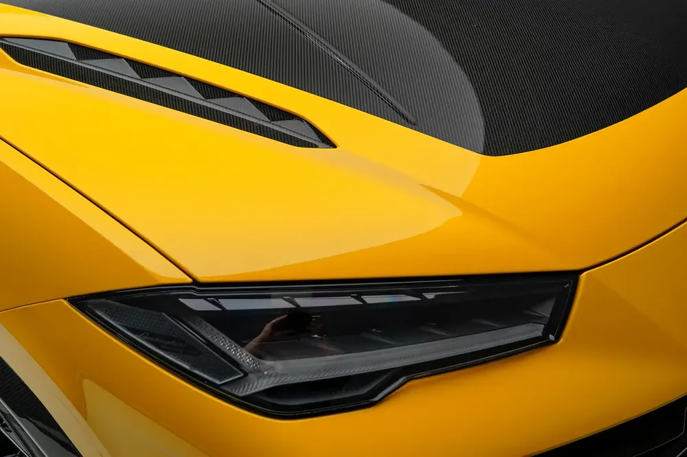 URUS PERFORMANTE | AKRAPOVIC EXHAUST | CARBON BONNET | CARBON INTERIOR AND EXTERIOR - Image 18