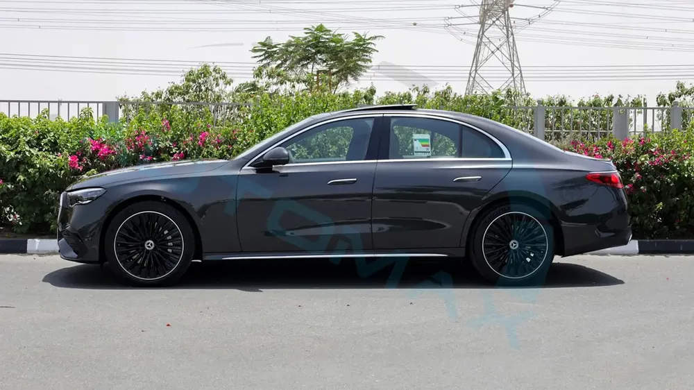 ( Eid al-Adha Offer ) 2026 Mercedes-Benz E 300 AMG EQ Boost 2.0T RWD GCC 0KM With 2 Years Warranty - Image 20