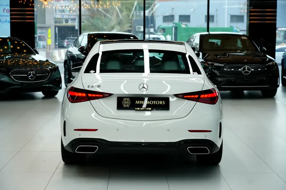Mercedes-Benz C-Class C200 2026 GCC Specs - Like New! - Image 5