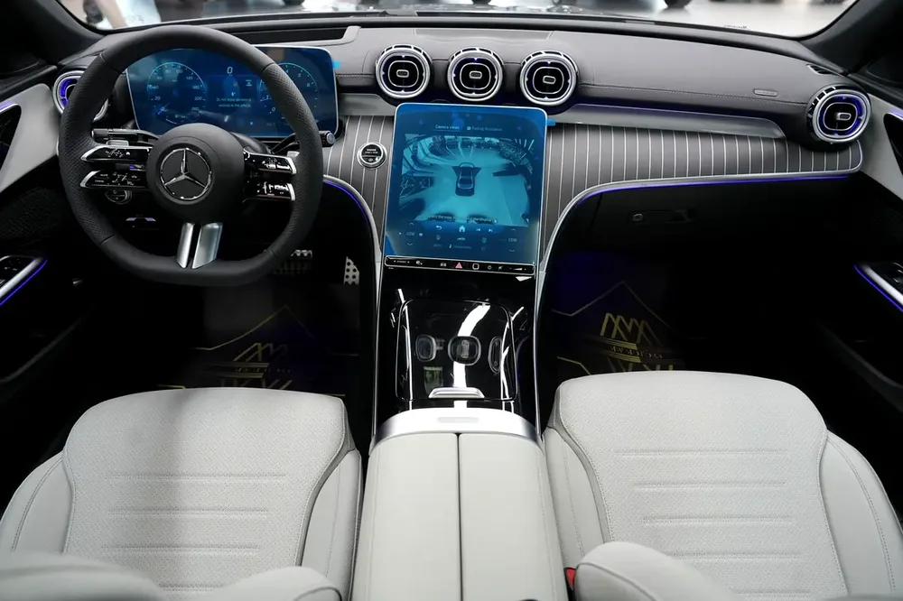 Mercedes-Benz C-Class C200 2026 GCC Specs - Like New! - Image 7