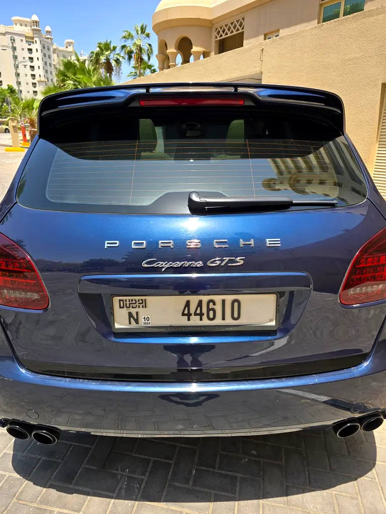 2014 Porsche Cayenne GTS – GCC Specs – UAE - Image 4