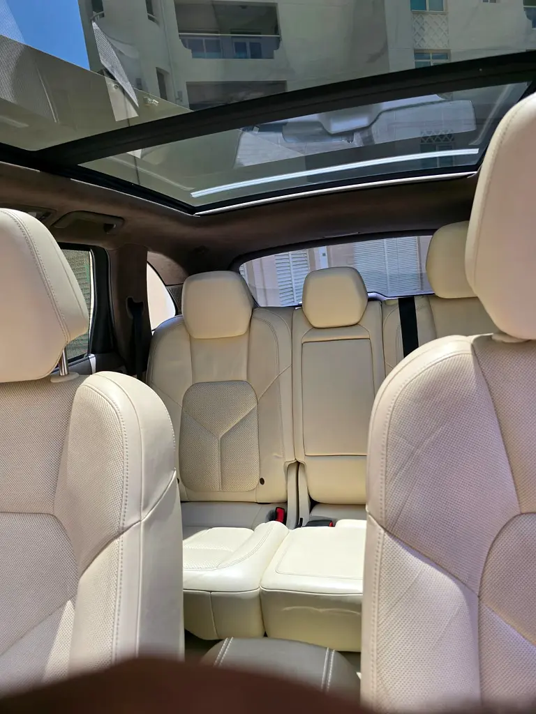 2014 Porsche Cayenne GTS – GCC Specs – UAE - Image 7
