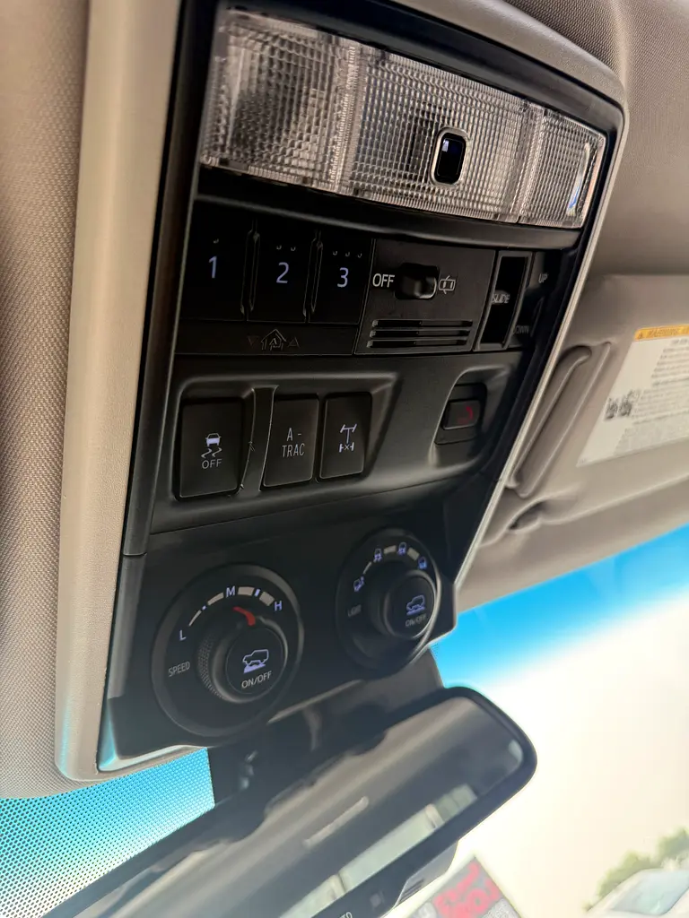 2024 Toyota 4Runner TRD Off-Road Premium FACE-LIFTED 2025 360 CAMERAS Canadian Specs - Image 16