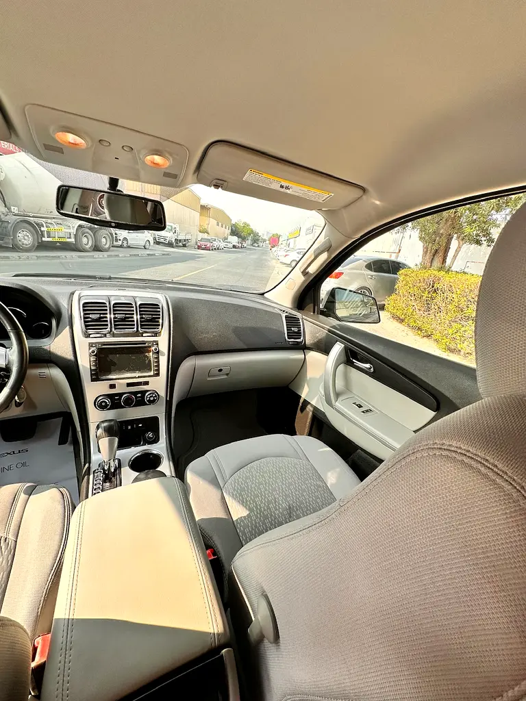GMC Acadia 2012 GCC | 7-Seater | Excellent Condition - Image 11