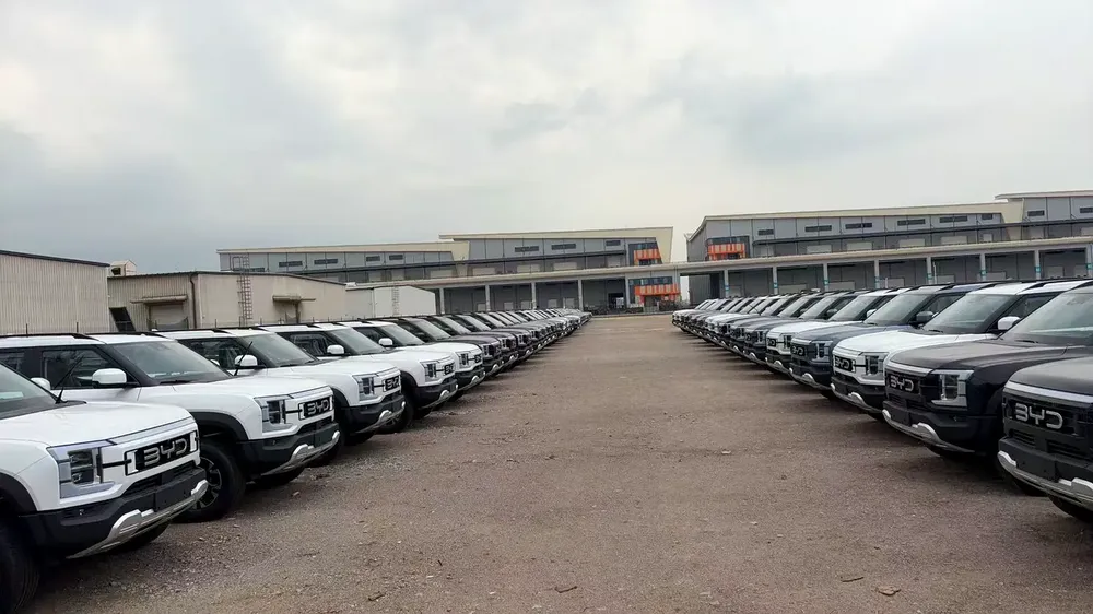 2026 BYD Shark 6 Premium LHD – Intelligent Plug-in Hybrid Pickup - Image 8