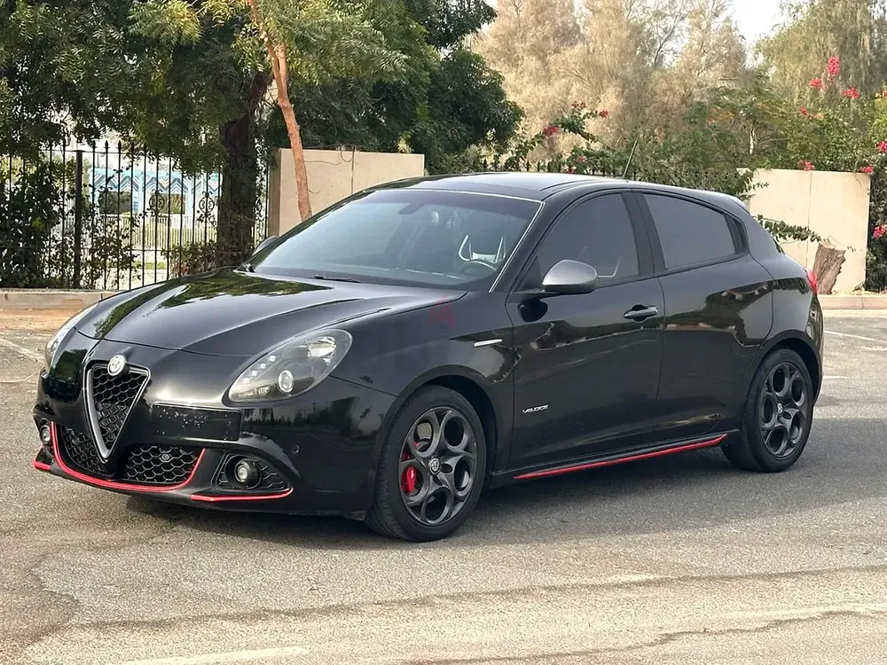 GIULIETTA 2019 Gcc in great condition - Image 13