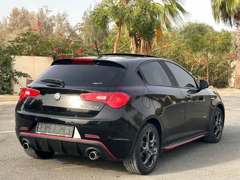 GIULIETTA 2019 Gcc in great condition - Image 15