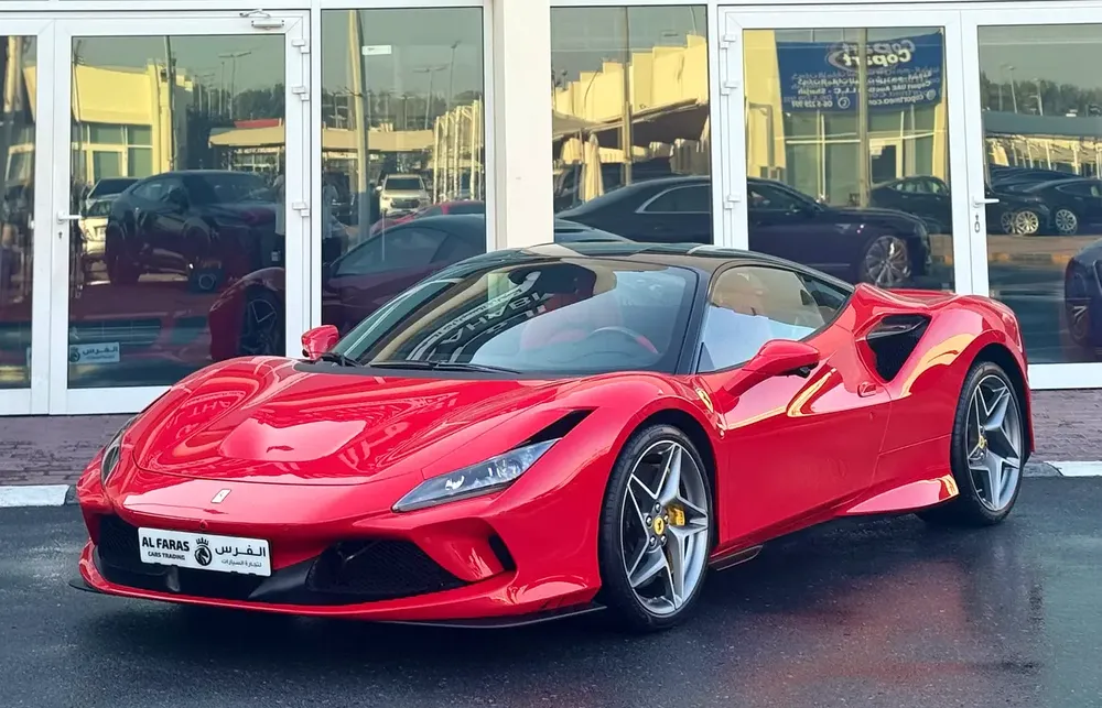 Ferrari F8 TRIBUTO 2022 low mileage full carbon full service history - Image 4