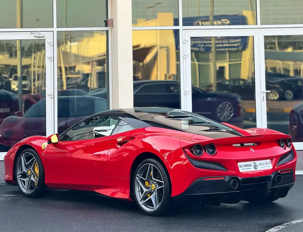 Ferrari F8 TRIBUTO 2022 low mileage full carbon full service history - Image 6