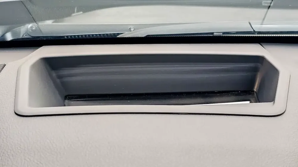 LX 600 Signature (( Al-Futtaim )) 2025 - Image 14