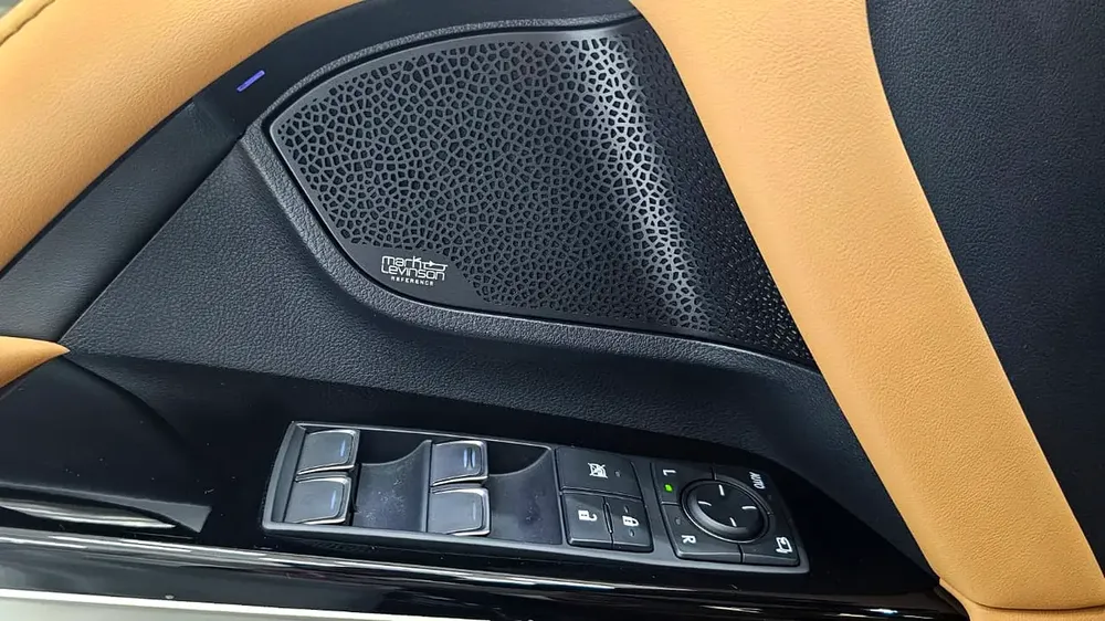 LX 600 Signature (( Al-Futtaim )) 2025 - Image 20
