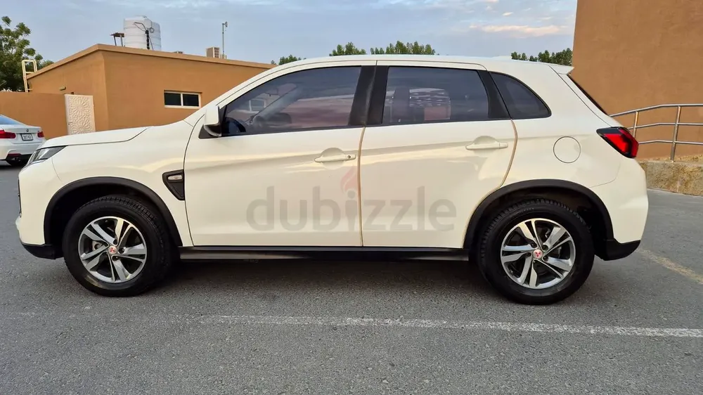 URGENT SALE:  Mitsubishi ASX 2024 Model – Excellent Condition - Image 6