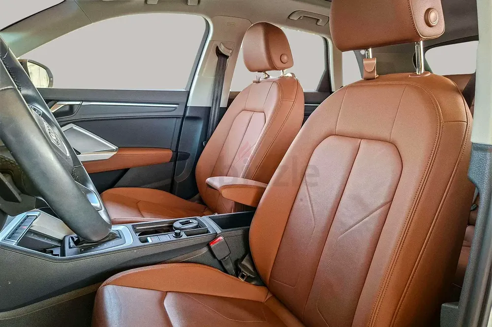 AED 2067/month | 2023 Audi Q3 35 TFSI Advanced | GCC Specs | Ref#431003 - Image 11