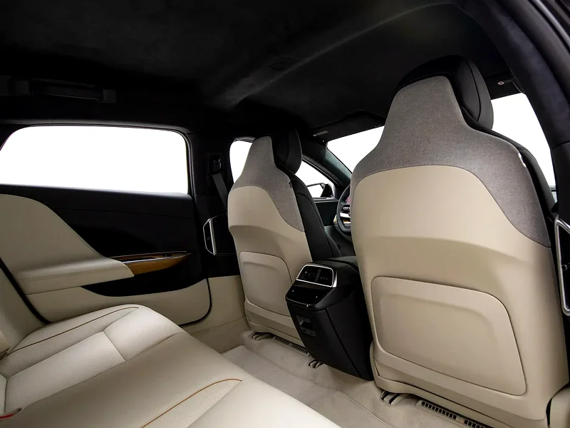 2025 | Lucid | Air Pure | GCC Spec | With Warranty and Service Contract - Image 17