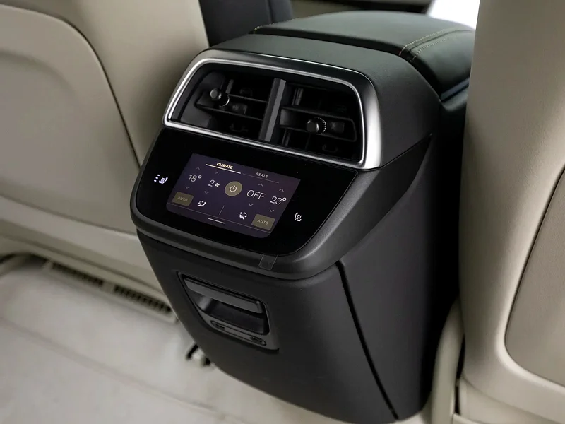2025 | Lucid | Air Pure | GCC Spec | With Warranty and Service Contract - Image 18
