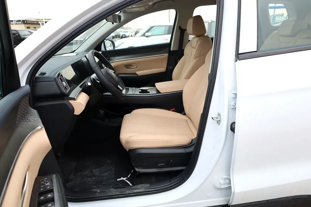 BYD Song Pro DM-i Superior 1.5L Plug-in Hybrid 2025 Model Only for EXPORT - Image 5