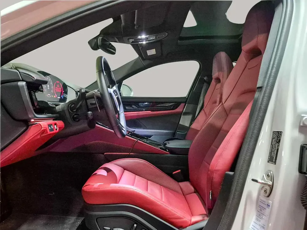 AED 7597/month | 2025 Porsche Panamera Standard | GCC Specs | Ref#397335 - Image 13
