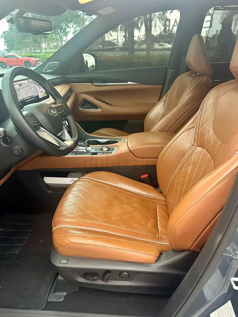 Top Option GCC Low Mileage - Image 8