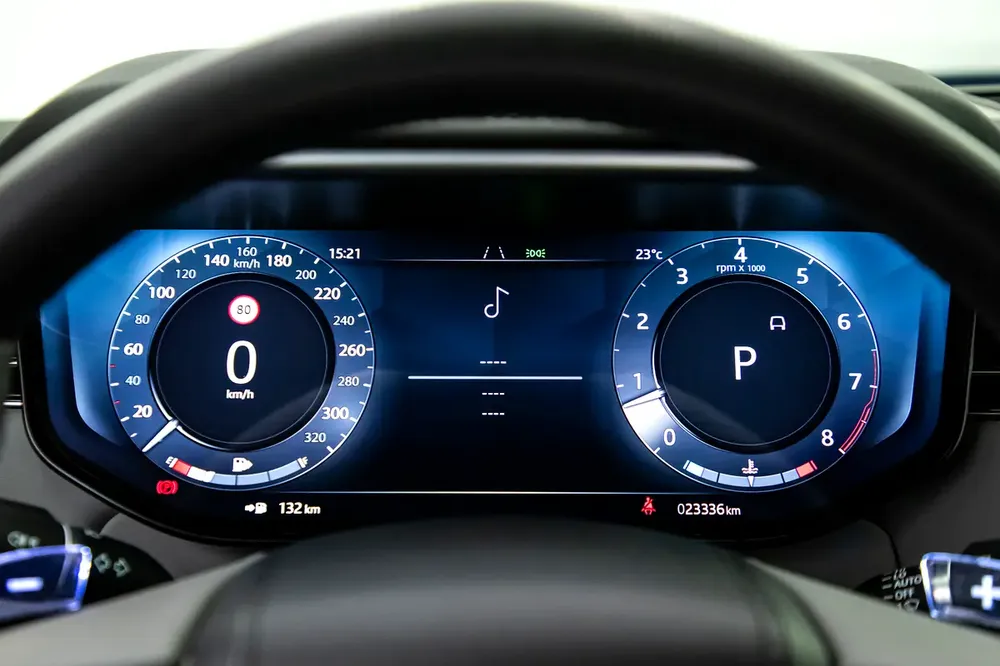 2024 RANGE ROVER SPORTS SV FULL CARBON INTERIOR AND EXTERIOR WITH HIGH OPTIONS - Image 10