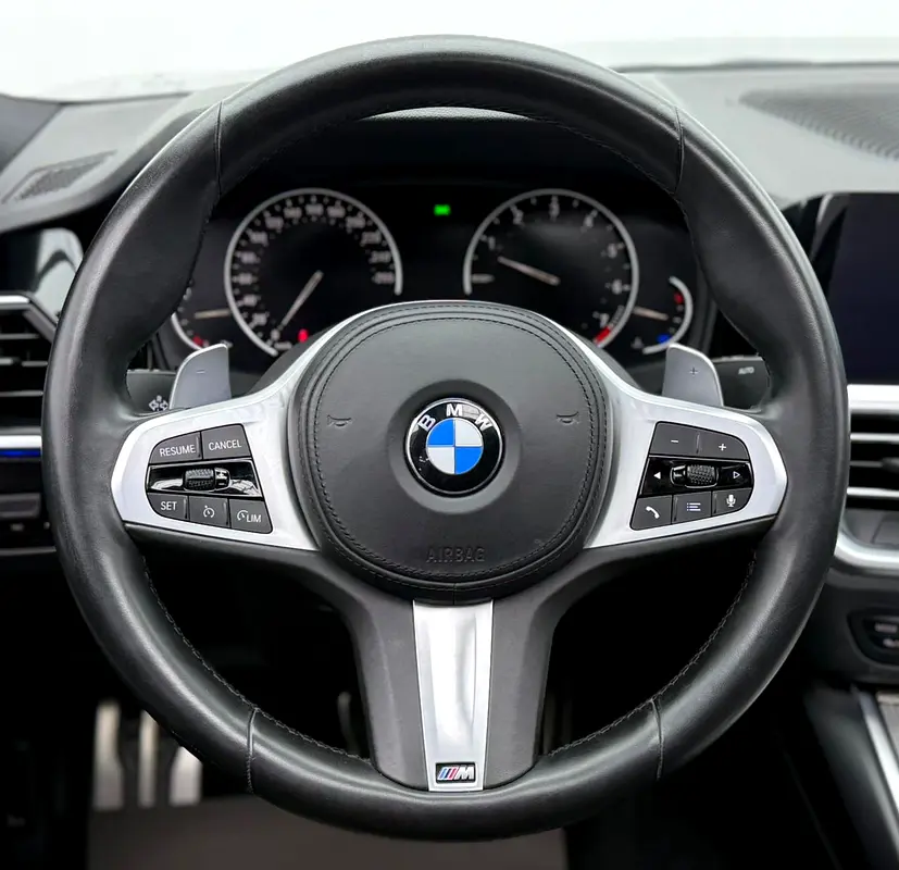 2019 BMW 330i M-Sport, 1 Year Unlimited Kms Warranty, Full BMW Service History, GCC - Image 6