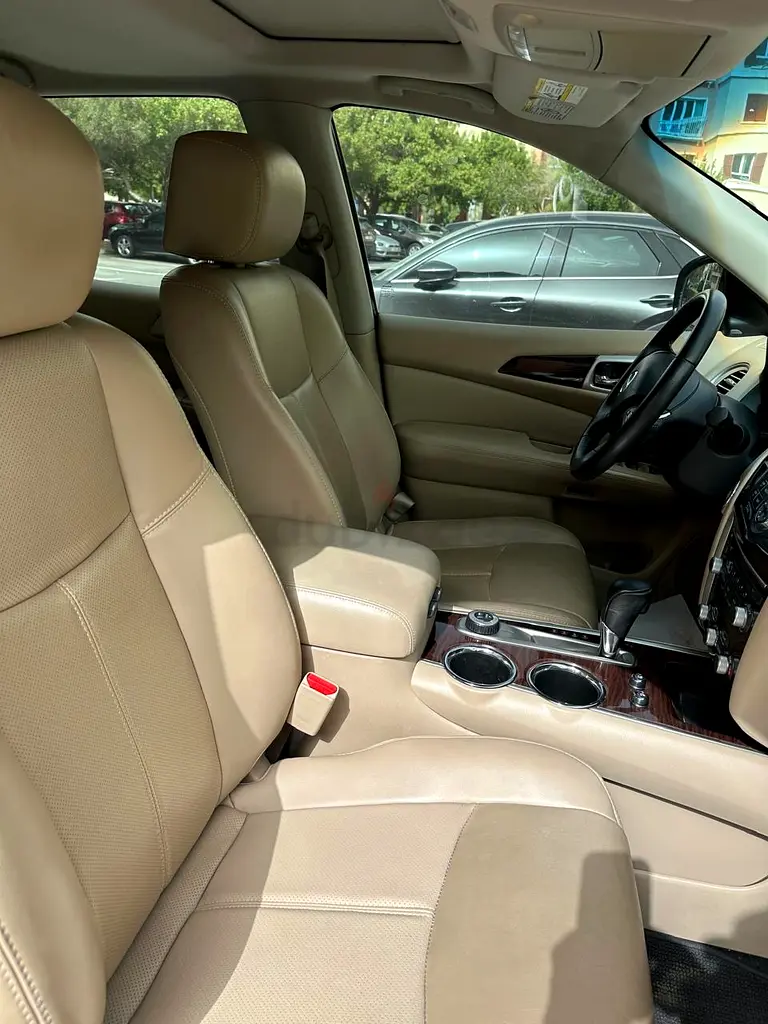 Nissan Pathfinder SL 2016 GCC Specs - Image 5