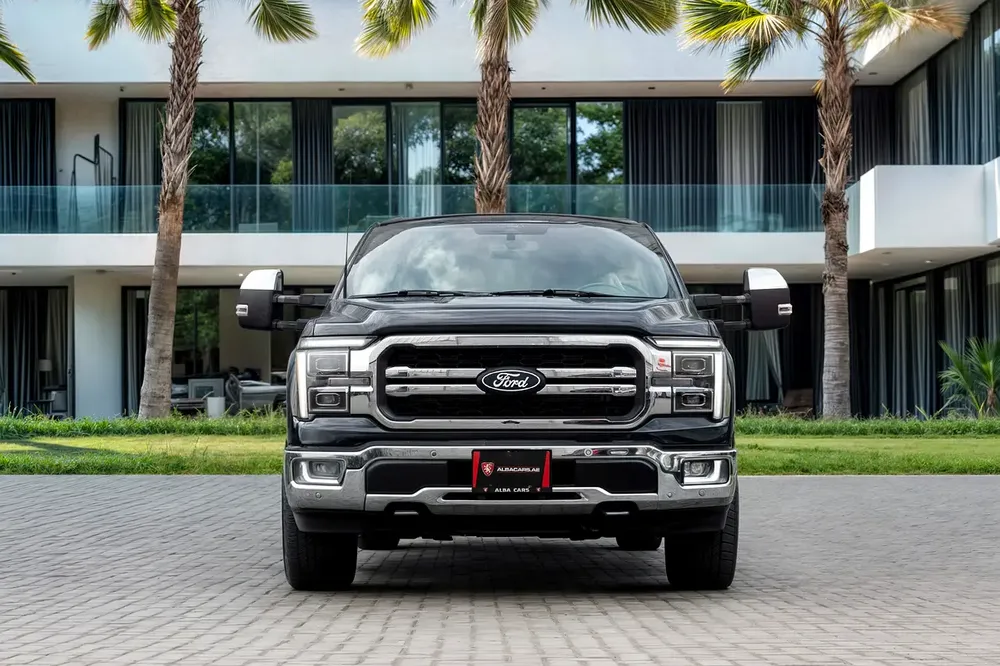 4,172 P.M |  F150 Lariat Crew Cab 3.5L | 0% Downpayment | F-150 LARIAT | 2030 WARRANTY / SERVICE! - Image 4