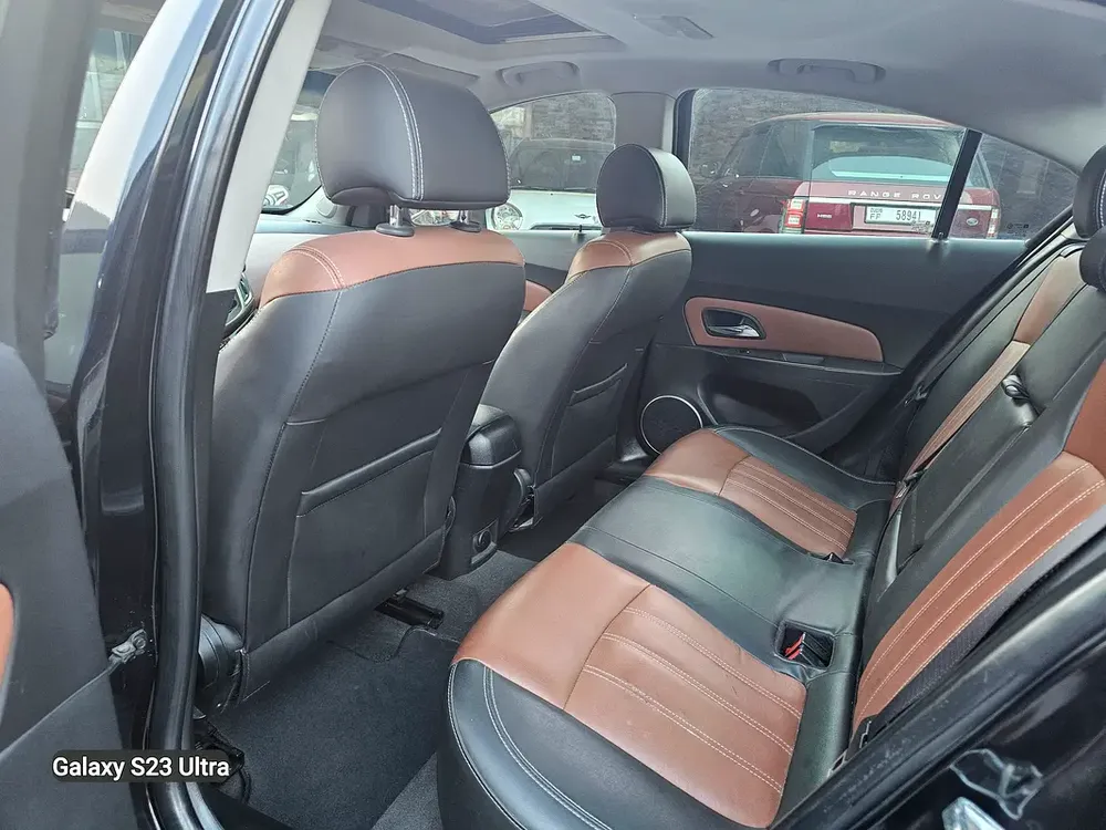 Chevrolet Cruze LT 2016 GCC Specs Original Paint Accident Free 1st Owner - Image 13