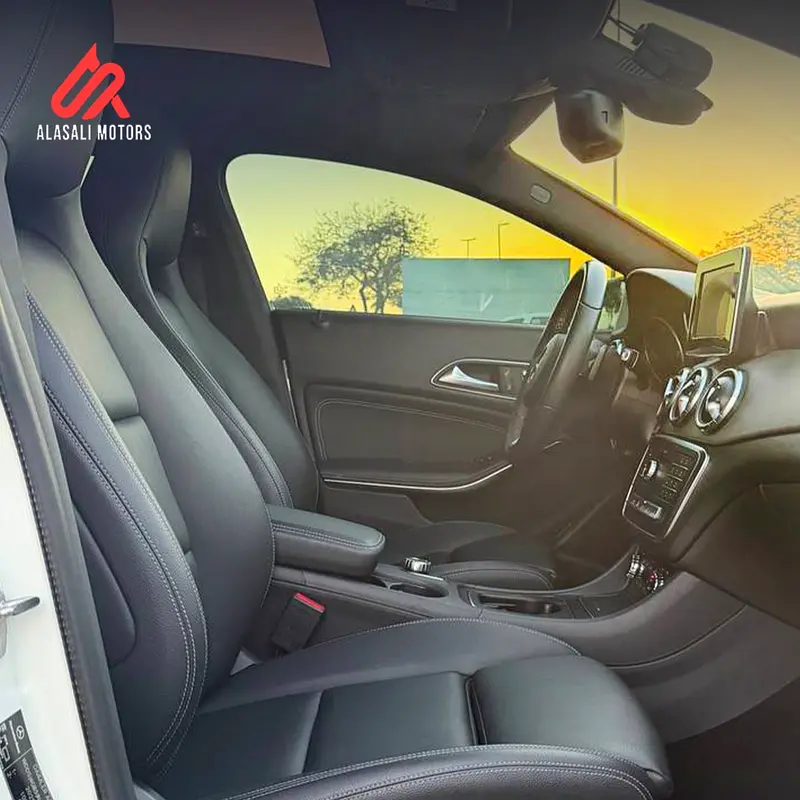 Mercedes Benz CLA250 4Matic 2018 V4 2.0cc (100% original paint)Imported from Korea Gcc specification - Image 9