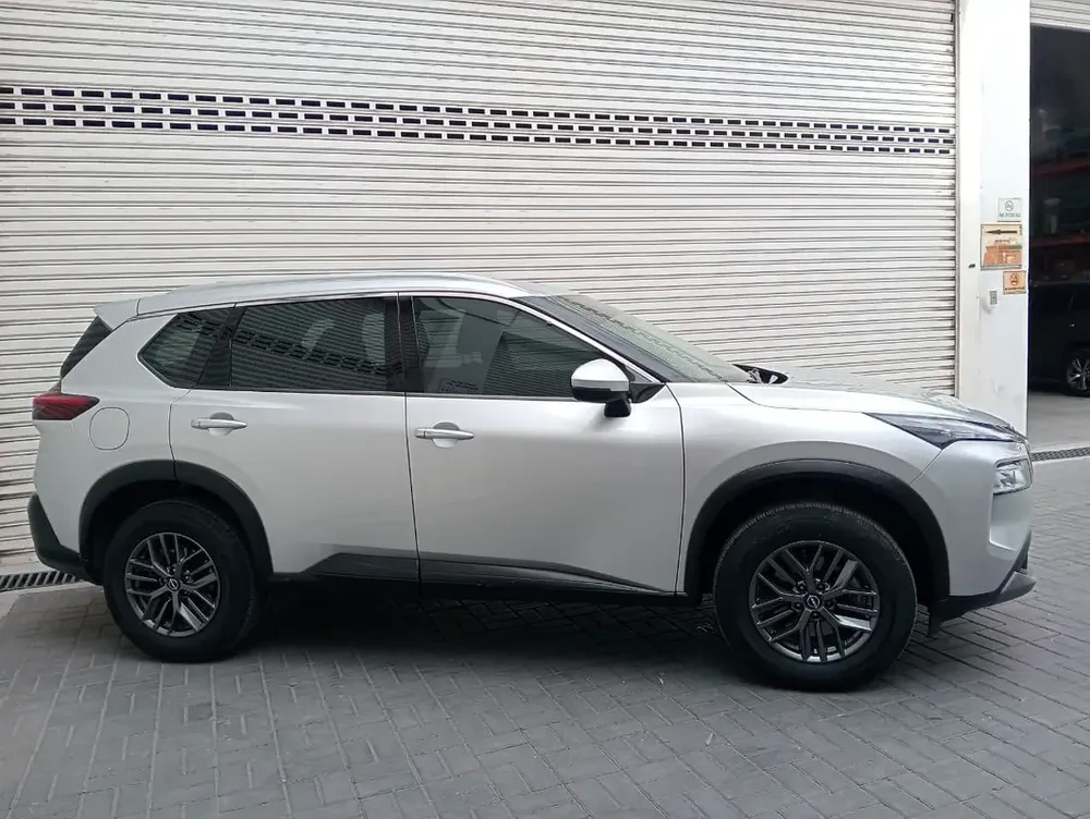 Nissan X-Trail 2023 SE | GCC Specs | Pristine Condition - Image 9
