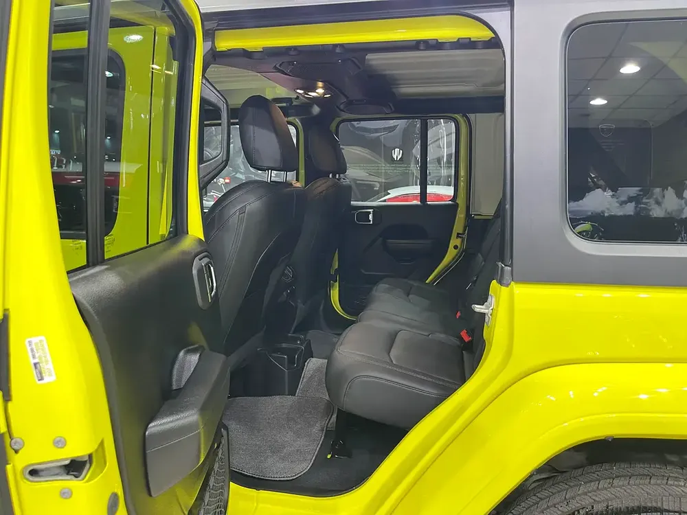 JEEP WRANGLER SPORT S 2023 MODEL IN AMAZING CONDITION BRIGHT YELLOW FACTORY PAINT - Image 17