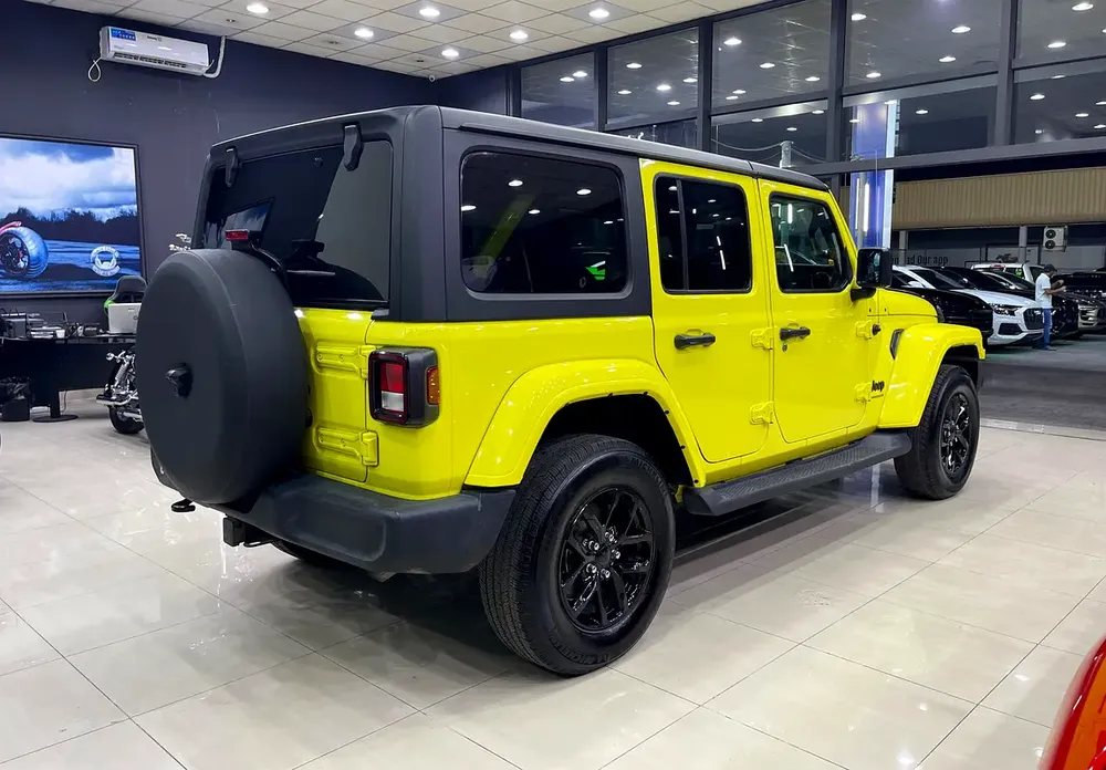 JEEP WRANGLER SPORT S 2023 MODEL IN AMAZING CONDITION BRIGHT YELLOW FACTORY PAINT - Image 8