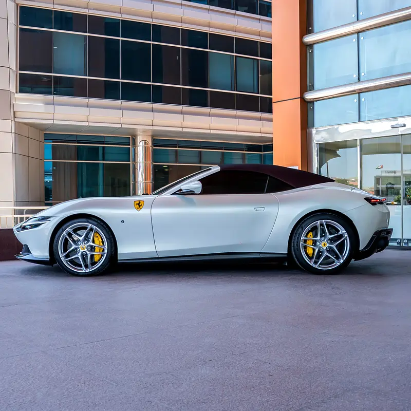 2025 FERRARI ROMA SPIDER  DONE ONLY 2000KM - Image 10