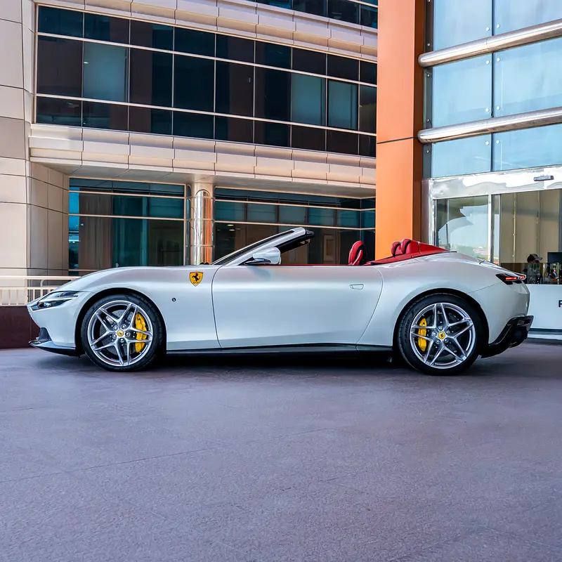 2025 FERRARI ROMA SPIDER  DONE ONLY 2000KM - Image 11