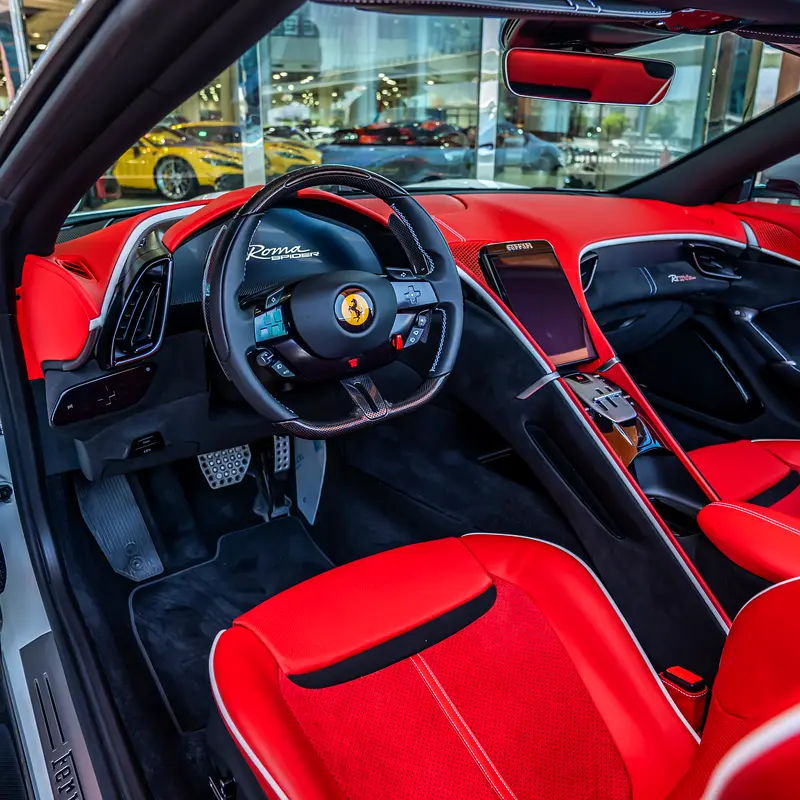 2025 FERRARI ROMA SPIDER  DONE ONLY 2000KM - Image 12