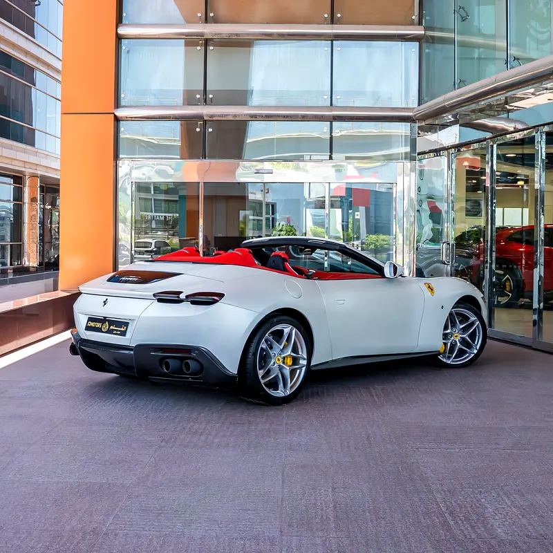 2025 FERRARI ROMA SPIDER  DONE ONLY 2000KM - Image 5