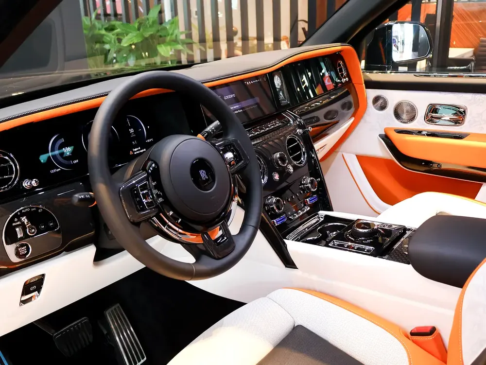 Rolls-Royce Black Badge Cullinan 2025/ 536km - Image 6