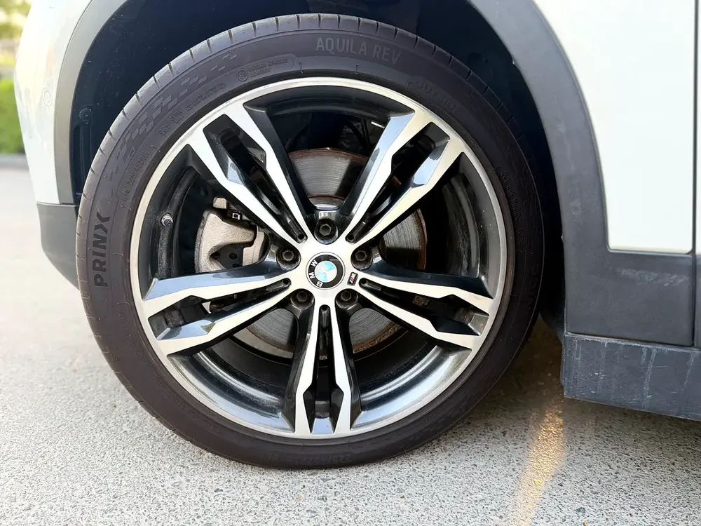 BMW X2 sDrive18i 2020 GCC Specs - Perfect Condition! - Image 14