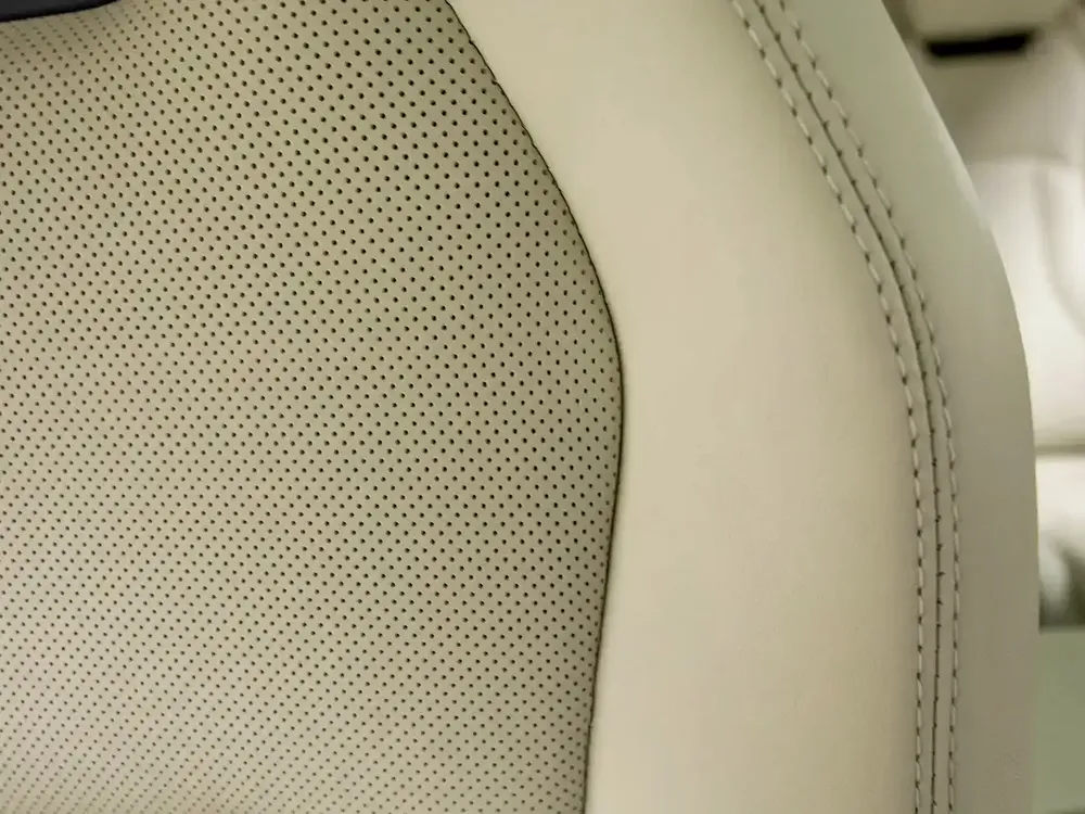 2019 | Lamborghini | Urus - Image 12