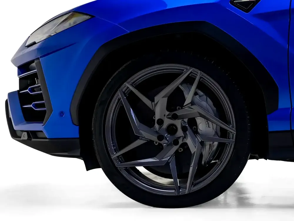 2019 | Lamborghini | Urus - Image 20