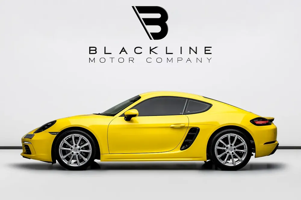 2024 Porsche Cayman, 2026 Porsche Warranty, Low KMs, GCC - Image 5