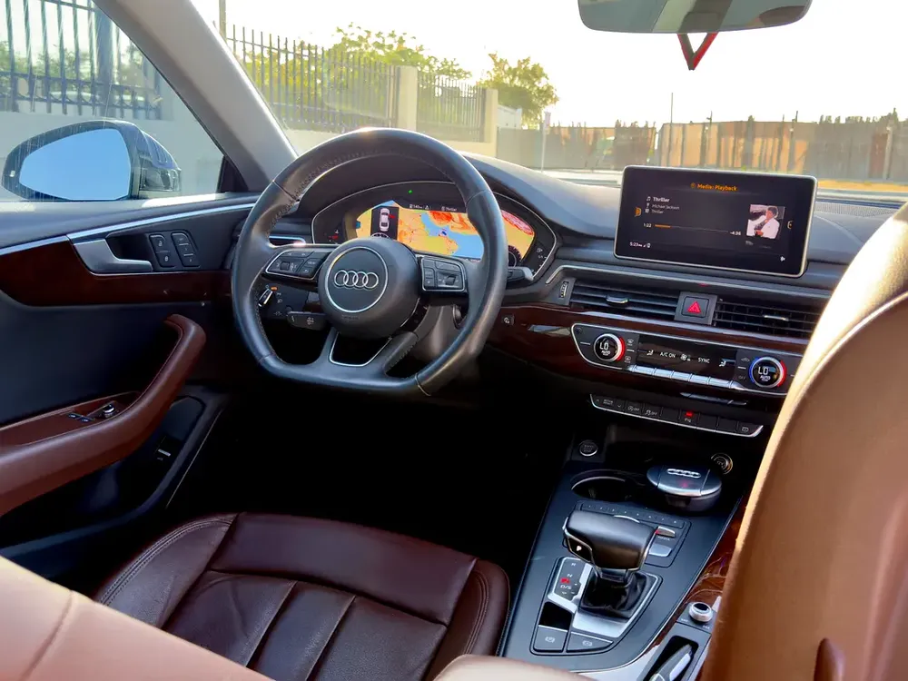 Audi A5 40 TFSI S-Line 2018 - GCC Specs - original paint - Image 4
