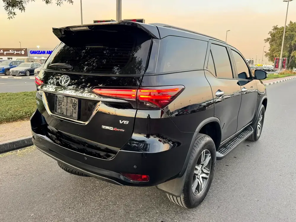 TOYOTA FORTUNER GXR V6/ 4WD 2022 – GCC Specs Excellent Condition- - Image 7