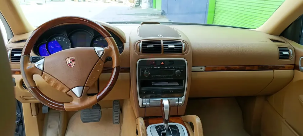 Porsche cayenne S - Image 5