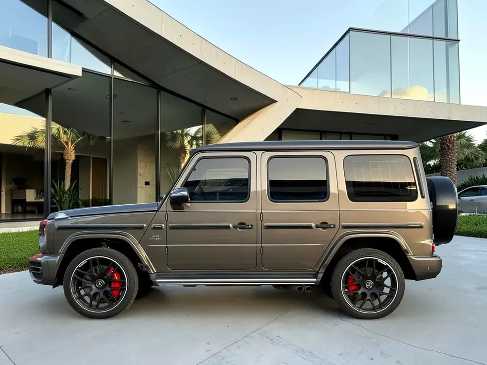 AED 8,960 P.M | 0% DOWN PAYMENT | MERCEDES-BENZ G63 AMG | 4.0L V8 BITURBO | 2022 - Image 8