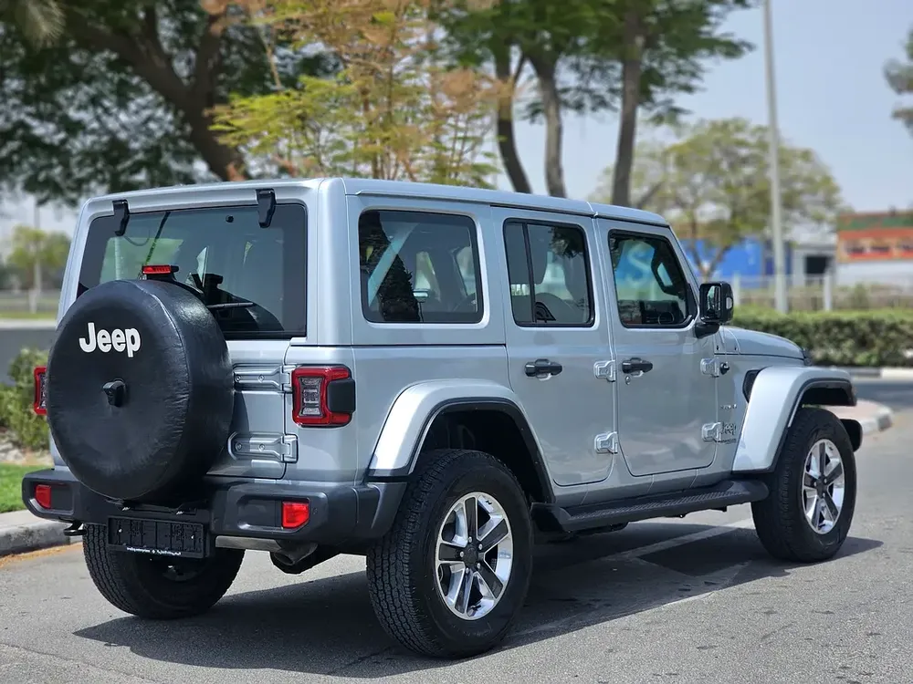 GCC 2022 Jeep Wrangler Sahara Unlimited Plus - Pristine Condition - Image 4