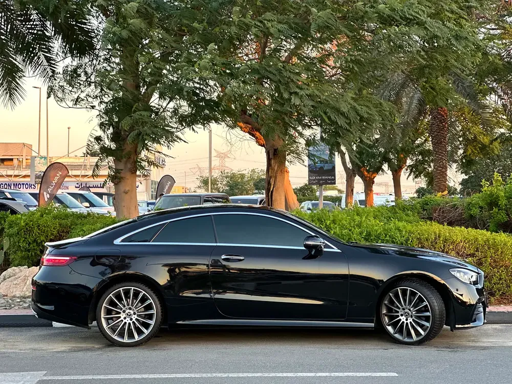 MERCEDES-BENZ E200 COUPE 2021 GCC UNDER WARRANTY FROM AGENCY GARGASH FULL SERVICE HISTORY - Image 5
