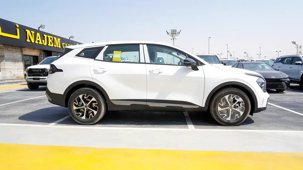 Kia Sportage 1.5L Turbo, Color White, Model 2025
 WITH Panoramic Roof, 360 Camera - Image 8