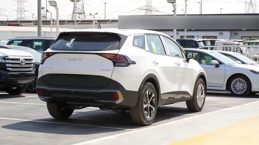 Kia Sportage 1.5L Turbo, Color White, Model 2025
 WITH Panoramic Roof, 360 Camera - Image 9